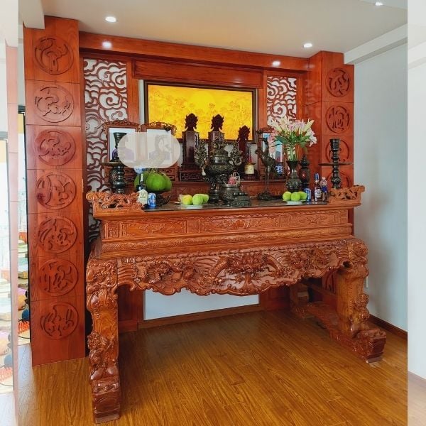 Vách ngăn phòng thờ 148