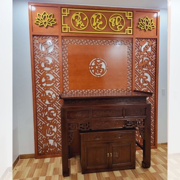 Vách ngăn phòng thờ 150