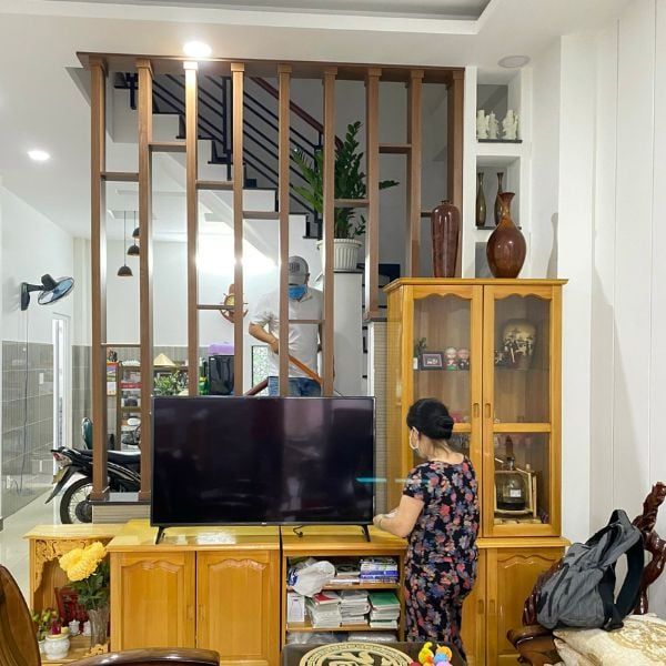 Vách ngăn cầu thang 39