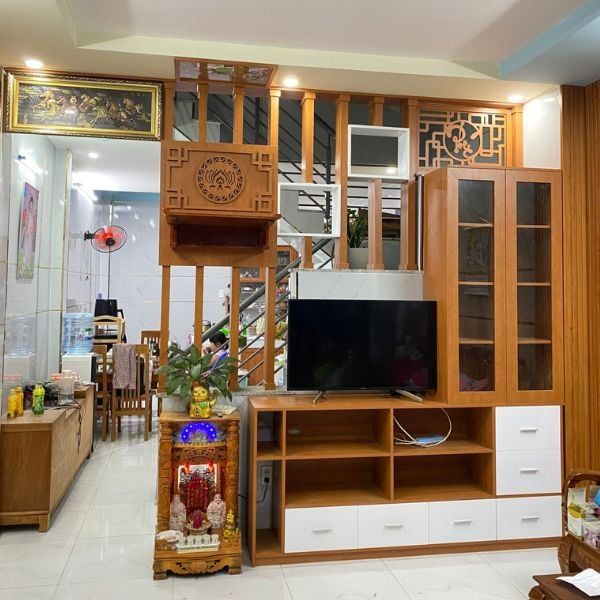 Vách ngăn cầu thang 44