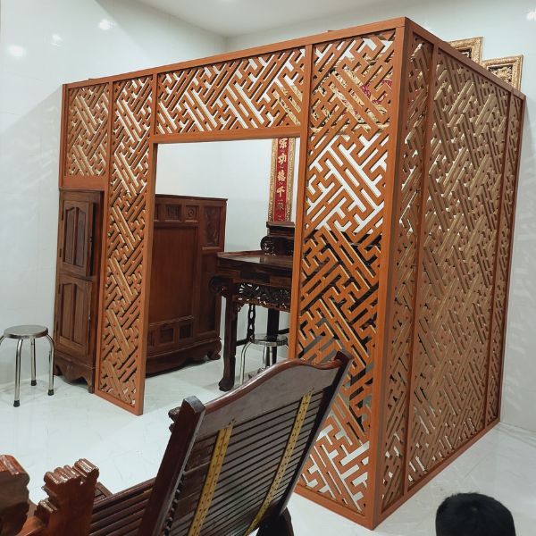 Vách ngăn phòng thờ 93