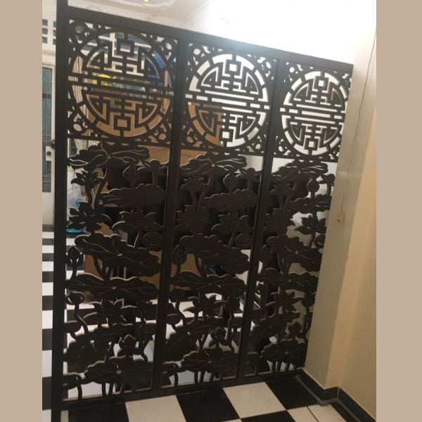 Vách ngăn phòng thờ 54