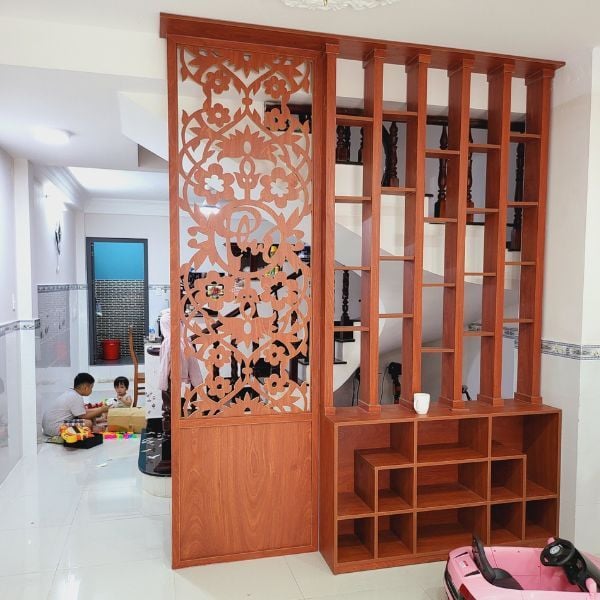 Vách ngăn cầu thang 71