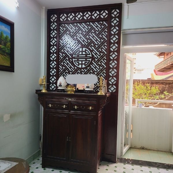 Vách ngăn phòng thờ 176