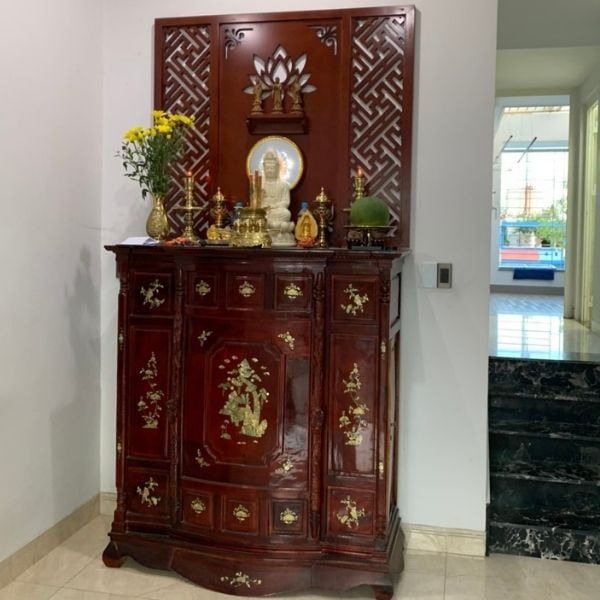 Vách ngăn phòng thờ 186