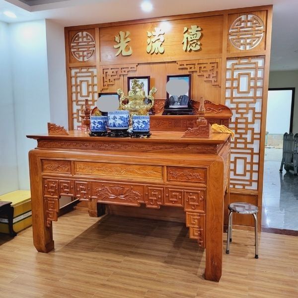Vách ngăn phòng thờ 188