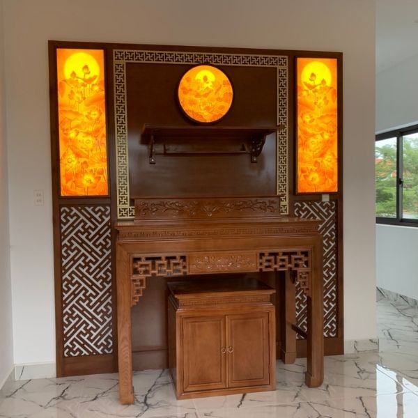 Vách ốp phòng thờ tranh trúc chỉ