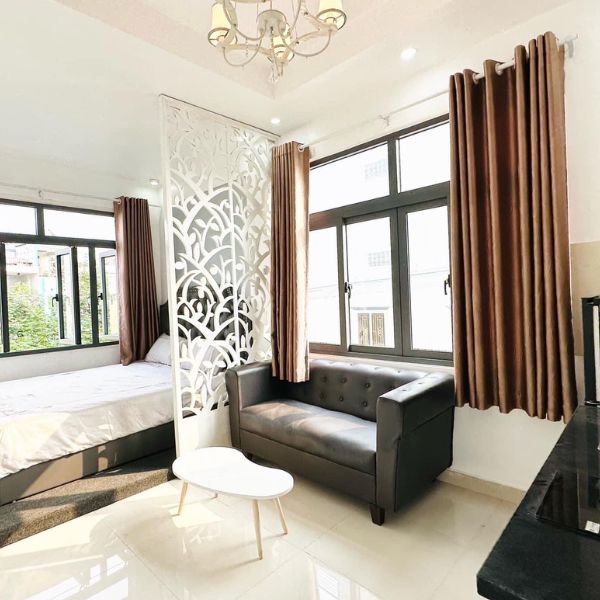Vách ngăn cnc phòng ngủ 23
