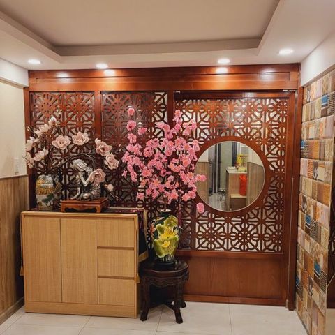 Vách cửa lùa trang trí