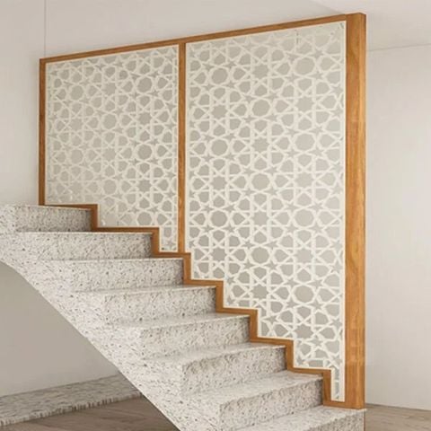  Vách cnc cầu thang giật cấp 111 