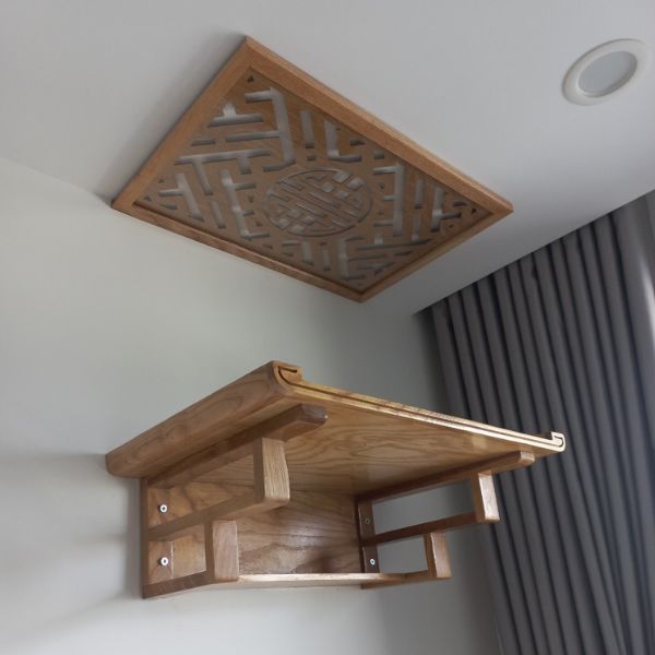 TRANG THỜ TREO TƯỜNG GỖ SỒI 16