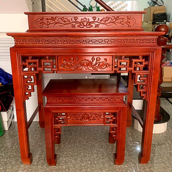 BÀN THỜ GIA TIÊN KÈM BỤC SEN 10
