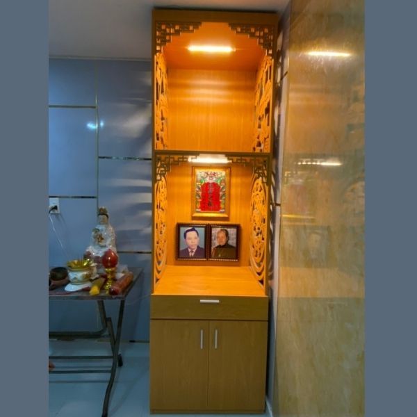 Vách ngăn phòng thờ 79