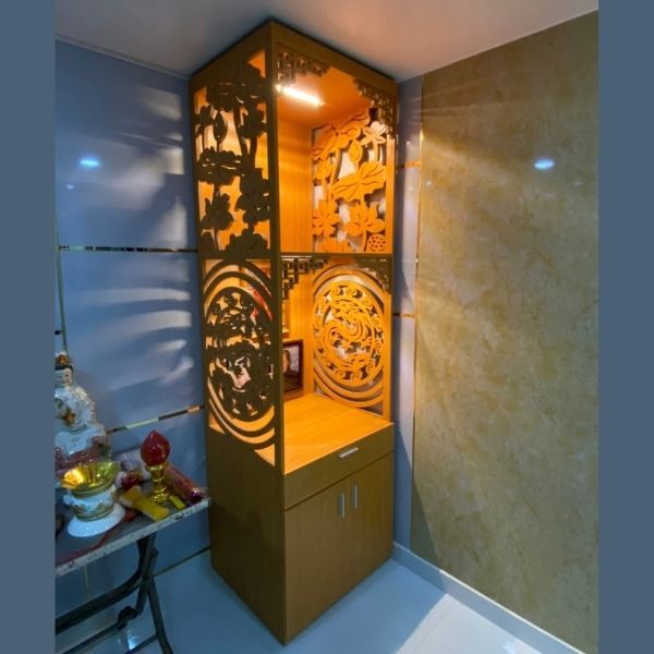 Vách ngăn phòng thờ 79