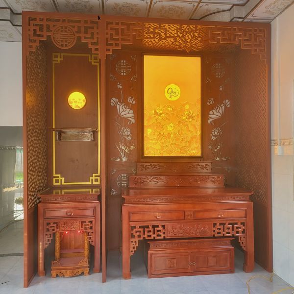 Vách ngăn phòng thờ 226