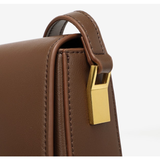  Túi đeo chéo da thật Saddle Bag có chốt kim loại Best Seller DT22605 - Màu Brown Sale! 