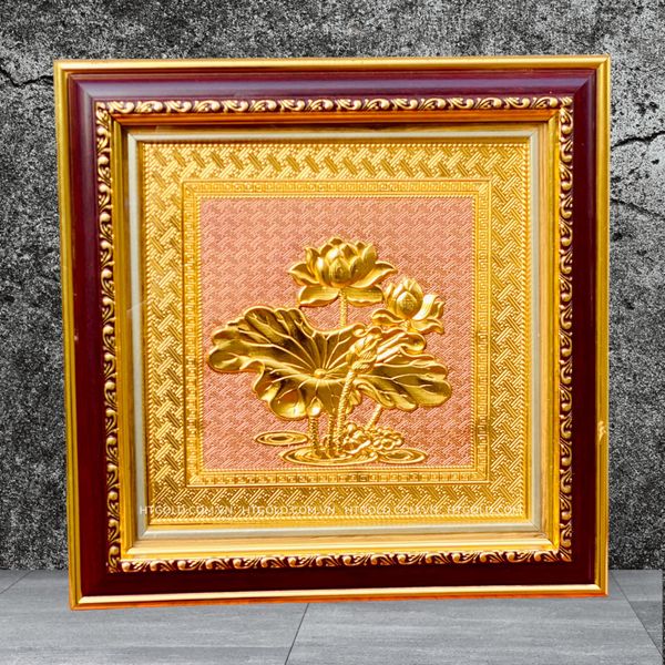 TRANH ĐỒNG HOA SEN, MẠ VÀNG 24K <br>(Kích thước 30cm x 30cm)