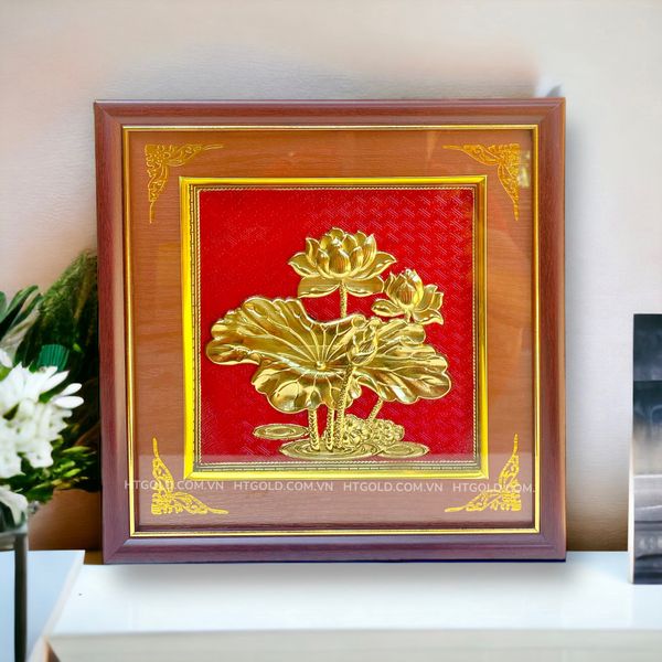 QUÀ TẶNG TRANH ĐỒNG HOA SEN (26cm*26cm)