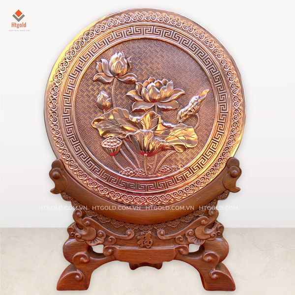 QUÀ TẶNG TRANH ĐĨA - TRANH HOA SEN BẰNG ĐỒNG (Đường kính 30cm; Tổng chiều cao 42cm)