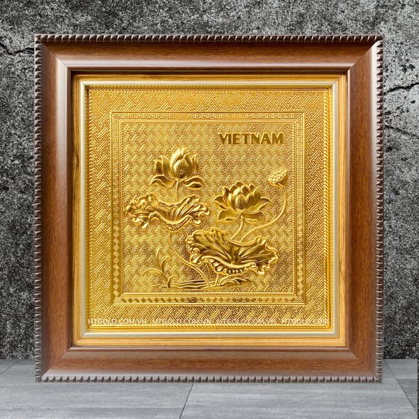 TRANH ĐỒNG HOA SEN, MẠ VÀNG 24K <br>(Kích thước 30cm x 30cm)