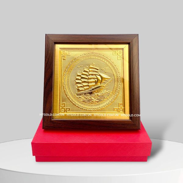 TRANH ĐỒNG THUẬN BUỒM XUÔI GIÓ, MẠ VÀNG 24k (20cm x 20cm)