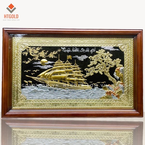 TRANH ĐỒNG THUẬN BUỒM XUÔI GIÓ DÁT VÀNG BẠC (68cm*107cm)