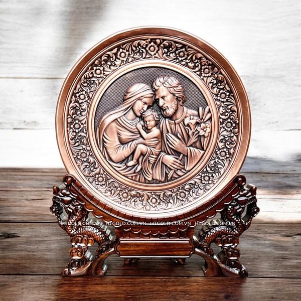 TRANH ĐỒNG CÔNG GIÁO - GIA ĐÌNH THÁNH GIA (Đk 19cm; Cao 25cm)