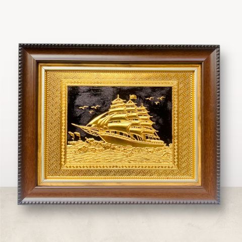 TRANH ĐỒNG THUYỀN BUỒM, MẠ VÀNG 24k (Kích thước 28cm x 34cm)...