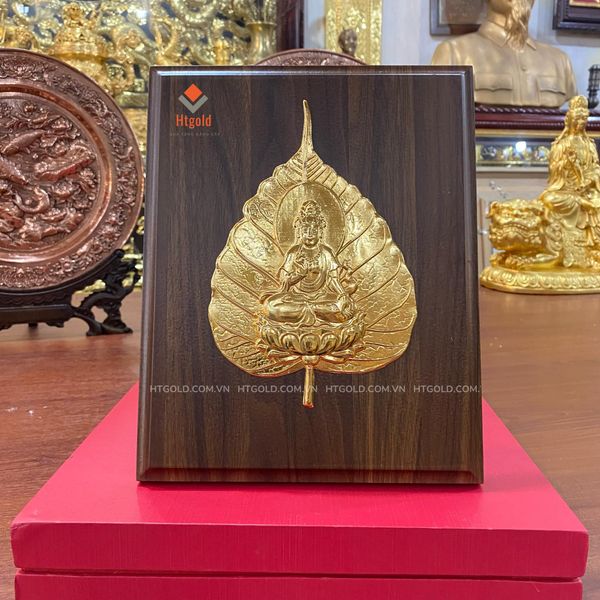 Tranh lá Bồ đề, mạ vàng 24k (Kích thước 20--25cm)..