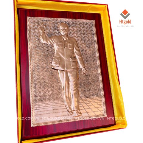 TRANH CHÂN DUNG CHỦ TỊCH HỒ CHÍ MINH BẰNG ĐỒNG ĐỎ (32cm*23cm)