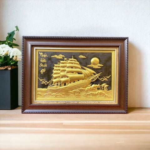 TRANH ĐỒNG THUẬN BUỒM XUÔI GIÓ, DÁT VÀNG (28cm*38cm)