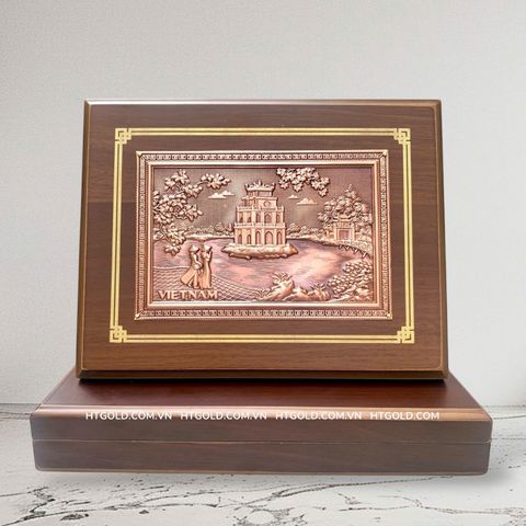 TRANH THÁP RÙA HỒ GƯƠM BẰNG ĐỒNG (KT 17cm X 22cm: Phủ bì 20 x 25cm)