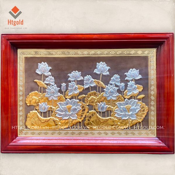 TRANH ĐỒNg HOA SEN, DÁT BẠC (Kích thước 61cm x 68cm.
