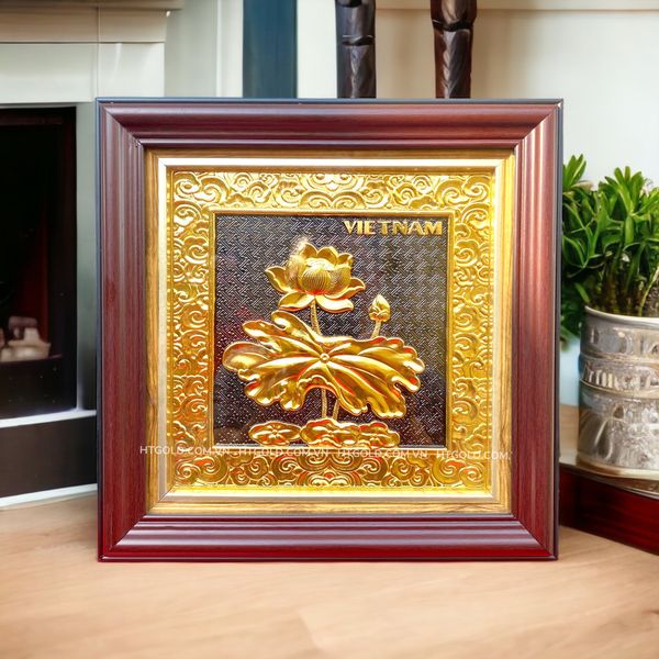 TRANH HOA SEN BẰNG ĐỒNG, MẠ VÀNG 24K <> (Kích thước 26cm x 26cm)