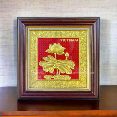 QÙA TẶNG TRANH HOA SEN BẰNG ĐỒNG CAO CẤP (Kích thước 26cm x 26cm)..