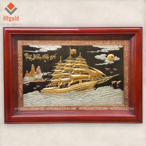 TRANH ĐỒNG THUẬN BUỒM XUÔI GIÓ, MẠ VÀNG BẠC (Kích thước 61cm x 88cm).