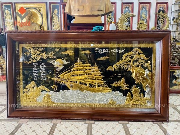TRANH ĐỒNG THUẬN BUỒM XUÔI GIÓ, DÁT VÀNG BẠC (88cm*155cm)