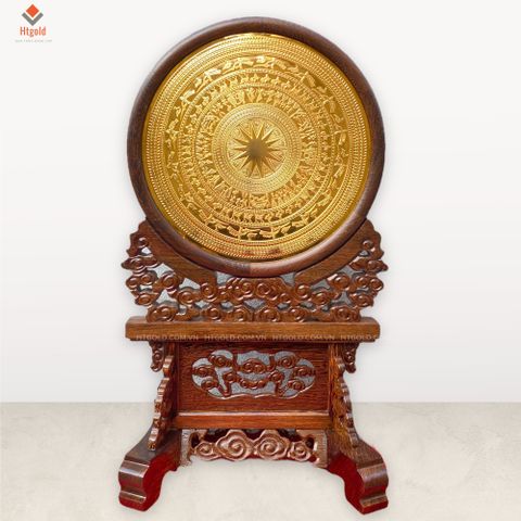 QUÀ TẶNG MẶT TRỐNG ĐỒNG, MẠ VÀNG 24K + GIÁ TRỐNG ĐỂ BÀN GỖ CẨM (Đk 35cm; Cao 56cm)