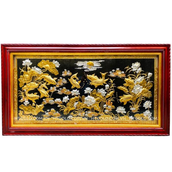 TRANH ĐỒNG CỬU NGƯ QUẦN HỘI, MẠ VÀNG DÁT ĐIỂM BẠC (CÁ CHÉP VÀ HOA SEN)-Kích thước 1m07 x 1m97