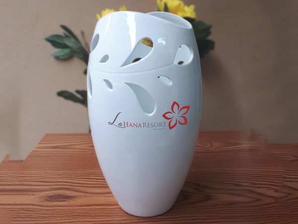 Lọ hoa sứ men trắng dáng miệng cá S1