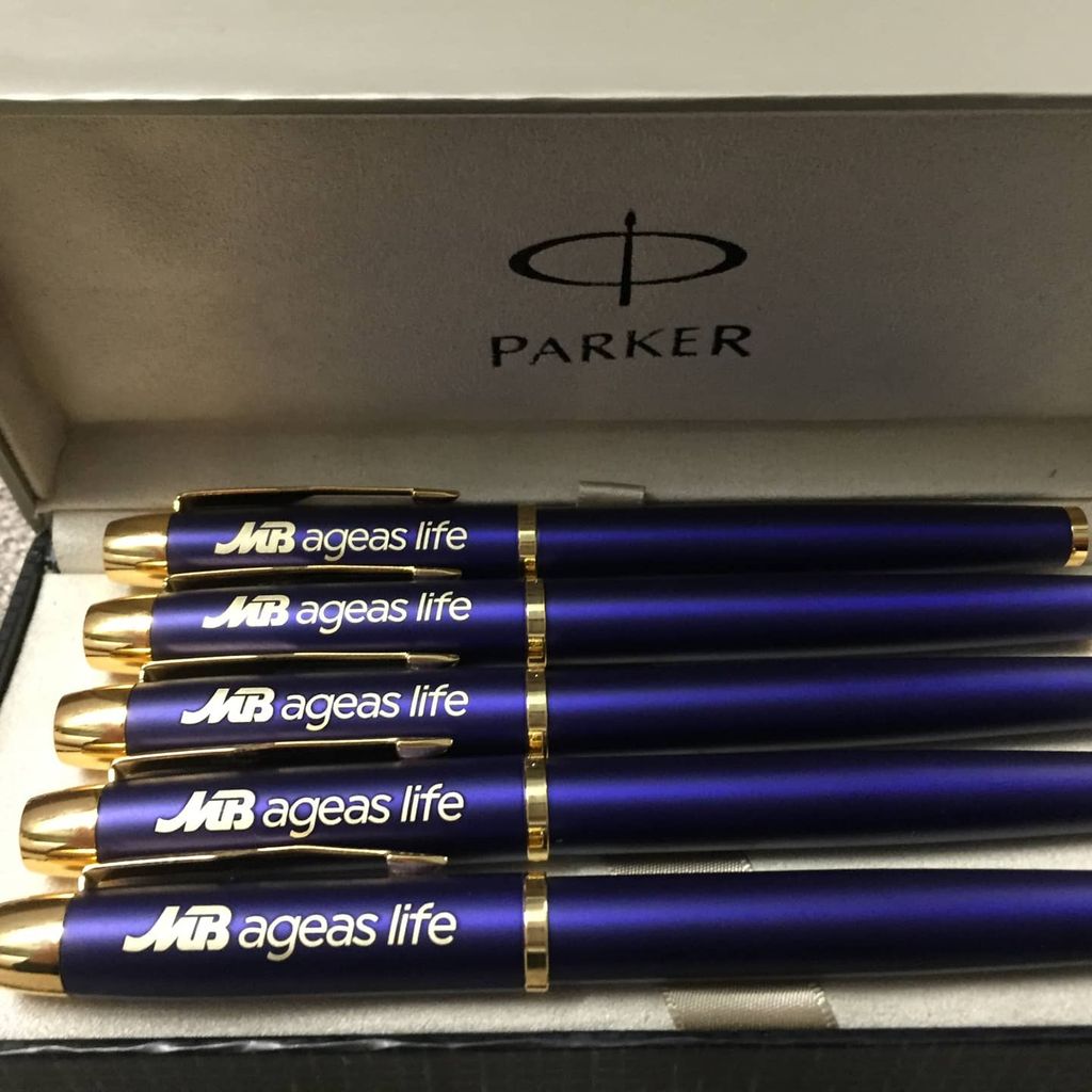 Bút ký Parker 15