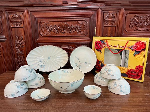 Bộ bát đĩa quà tặng Bát Tràng cao cấp vẽ tay đào xanh