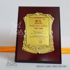 Bảng vinh danh BVD02