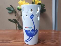 Lọ hoa sứ men trắng dáng cốc vẽ sen S3