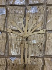 Bộ thìa dĩa chất liệu gỗ tự nhiên in logo The Fine