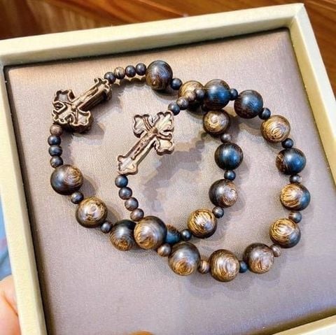  Chuỗi Mân Côi Gỗ Trầm Hương Sánh Chìm Hạt Tròn 