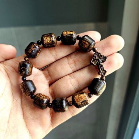  Vòng Tay CMC Trầm Hương Sánh Chìm Hạt Lu Mẫu Mới 