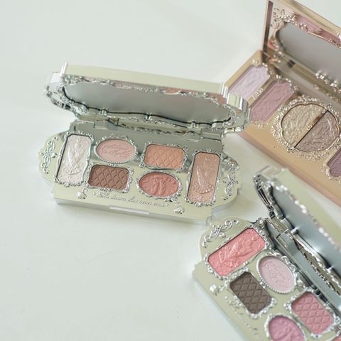 Phấn Mắt Flower Knows Swan Ballet Series 6Ô 6.5G