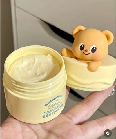 Kem Lót Red Earth V10 Energised Face Base Primer And Moisturizer