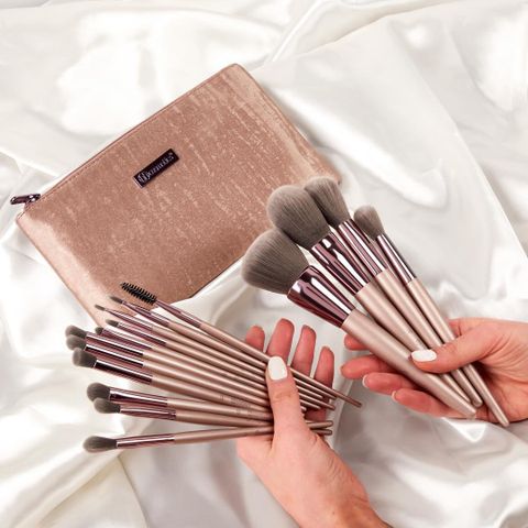 Bộ Cọ Bh Cosmetics Lavish Elegance 15C